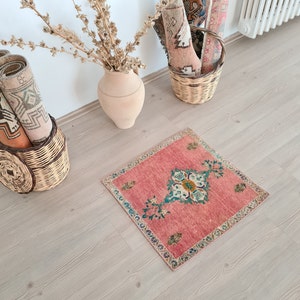 Turkish Rug Oushak Rug - antique rug , vintage rug , 1.8 x 1.8 ft , oushak rug , bedroom rug , wool rug, faded rug , floral rug Turkis 74