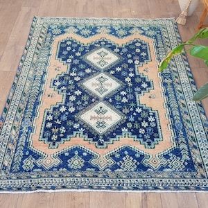 Vintage Turkish Oushak Rug: Handwoven Wool Area Rug (6.9 x 4.7 ft)