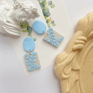 SKY BLUE Polymer CLAY Earrings,Blue flower earrings,floral earrings, Boho handmade blue dangle earrings for Summer Dresses