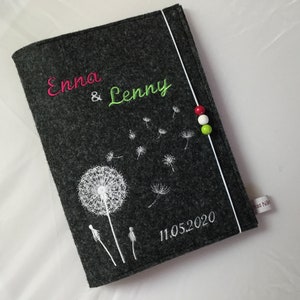 Personalized U-booklet cover for siblings / twins made of felt,, dandelion,, image 2