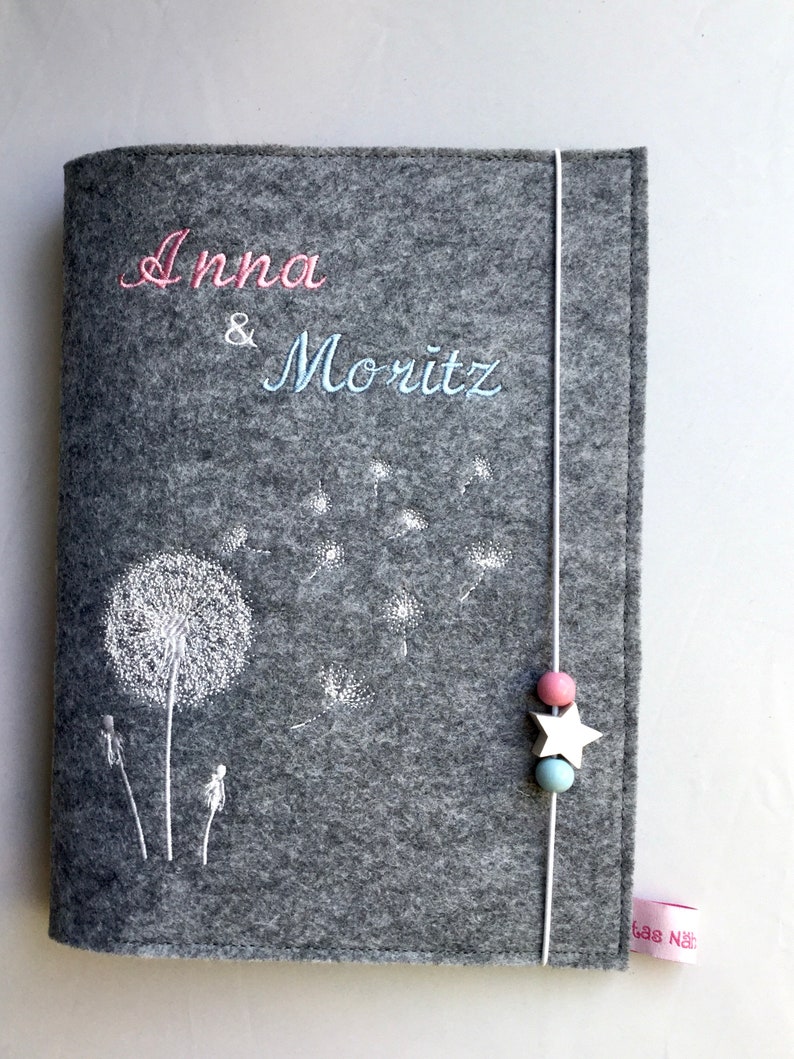 Personalized U-booklet cover for siblings / twins made of felt,, dandelion,, image 4