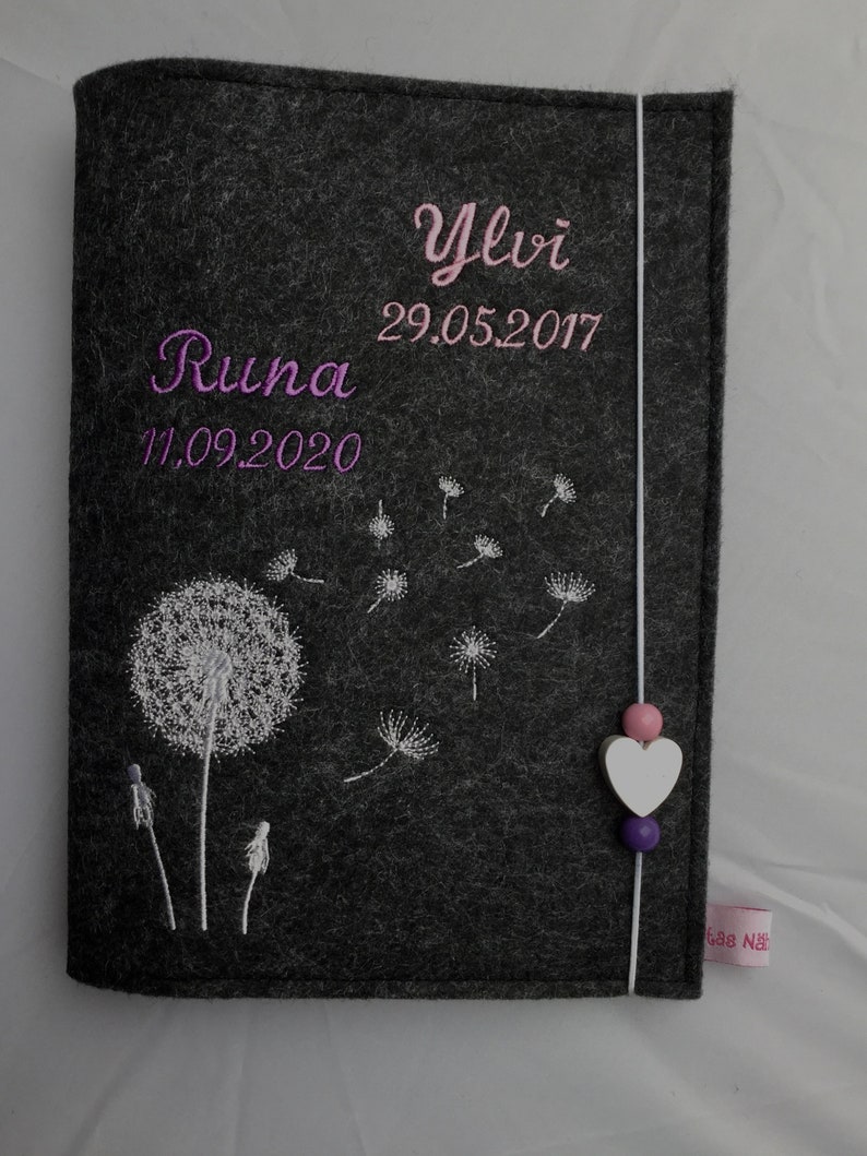 Personalized U-booklet cover for siblings / twins made of felt,, dandelion,, image 5
