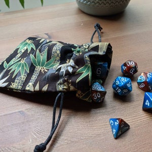 Mini Drawstring Bag - emballage cadeau réutilisable et durable - D&D Dice Bags