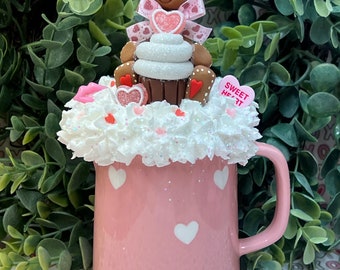 Valentine Gingerbread Clay Centerpiece: Heart Pitcher Decor
