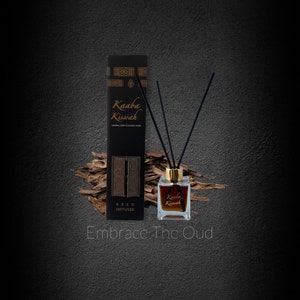 Yalla Essentials Kaaba Kiswah Reed Diffuser Oud Makkah Hijra Aswad Room Freshener - Embrace the Oud of the Kaaba 100ml