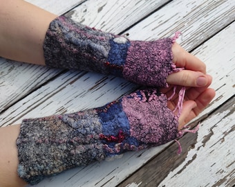 Gants en laine feutrée, mitaines violettes, manchettes en laine, cadeau unique pour elle