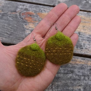 Felted earrings, green wool earrings, felted wool jewelry