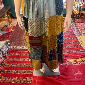 Falda de patchwork de algodón hecha a mano: estilo bohemio hippie para festivales