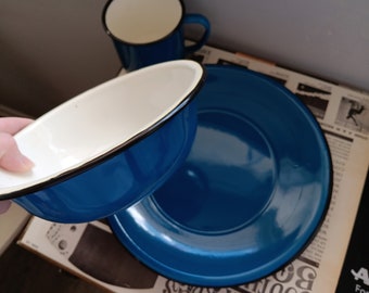 Blue Camping Enamelware Set - Bowl, Mug, and TWO Plates