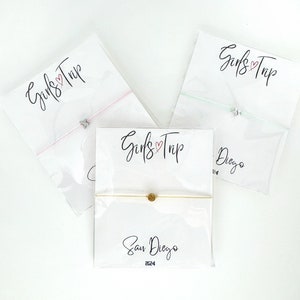 Custom Girls Trip Bracelet, Girls Trip Gift, Personalized Girls Trip Gift, Girls Weekend Gift, Beach Trip Gift, Personalized bachelorette Fa