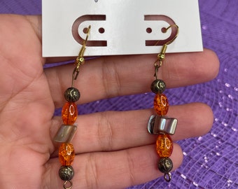 Orange and antique gold earrings / handmade jewelry / shell earrings / vintage inspired / jewelry