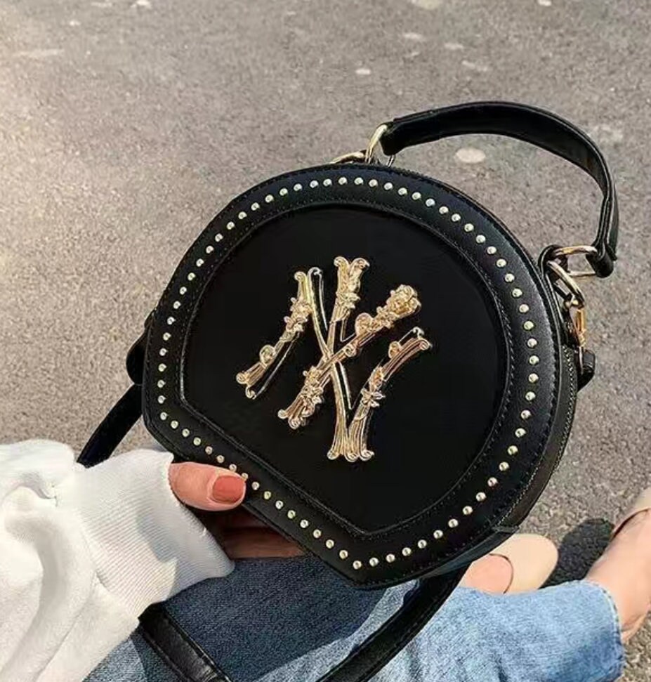 New York Yankees Crossbody Handbag Purse Small Round Purse Etsy