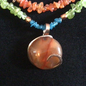 JUICY FRUIT Citrine Pendant with peridot and neon apatite