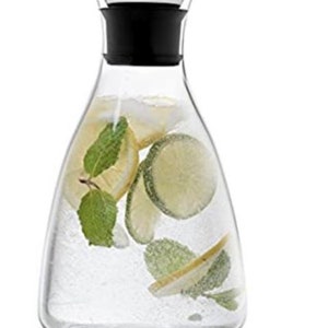 Heat Resistant Glass Carafe with Stainless Steel Silicone Flip-top Lid 1.5l (Water Carafe, Carafe, Decanter)