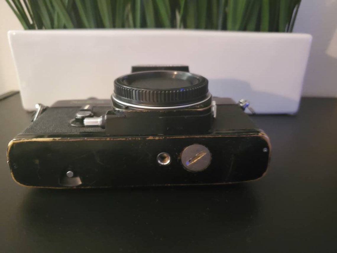 Vintage Minolta XE-7 Black 35mm SLR Film Camera Bookshelf Not | Etsy