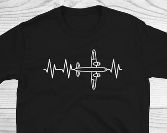 Camisa de latidos del avión, camisa de latidos del piloto, camisa de viaje, camisa de latidos del corazón, camisa de amante del avión, camisa de piloto, camisa de vacaciones, aviación