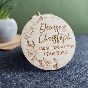 Save the date magnet, Personalized wedding magnets, Wedding invitation, Wedding favor, Wood wedding magnet, Wedding decor, Natural wood