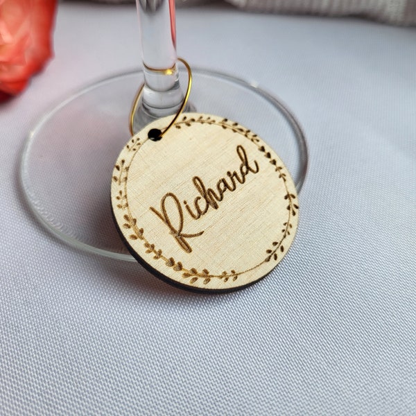 Wine charms, Personalized wine charms, Wedding wine charms, Weinanhänger aus Holz , Guest names, Wooden Wine charms, Wedding favor, Eco