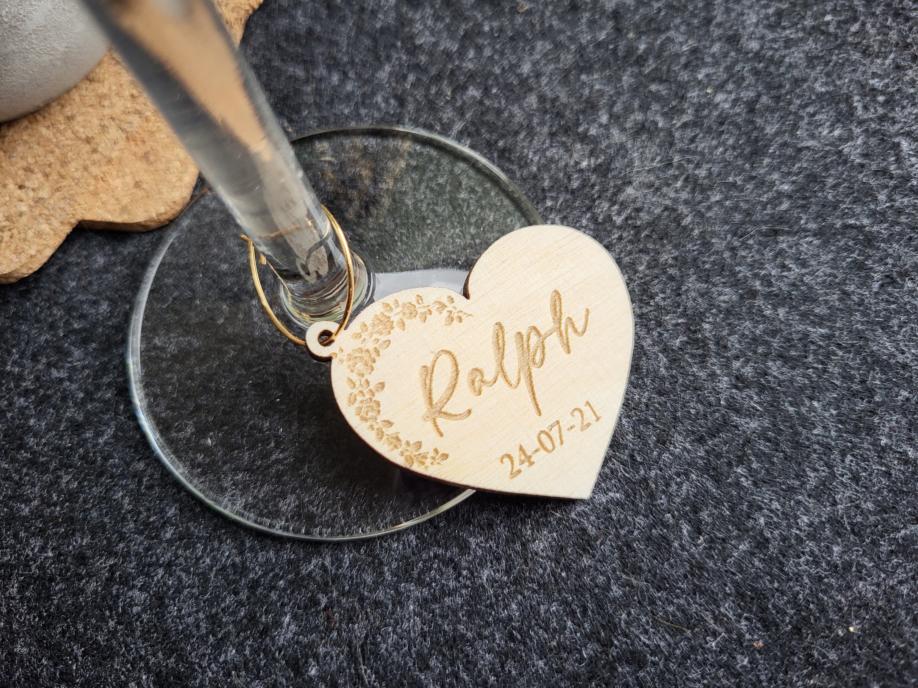 Wine Glass Charms, Personalized Acrylic Wine Charms, Wedding Place Names,  Custom Wine Charms, Favors for Wedding, Wedding Drink Markers 
