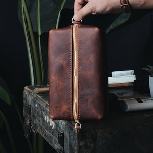 Bolso de cuero para accesorios, kit Dopp de cuero para hombre, bolso premium hecho a mano, bolso de cuero marrón, bolso para hombre, regalo del día del padre, bolso de viaje