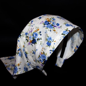 Triangle bandana headband, 10"-14" inch Off White & Blue Rose linen head kerchief, structured head covering, retro summer bandana