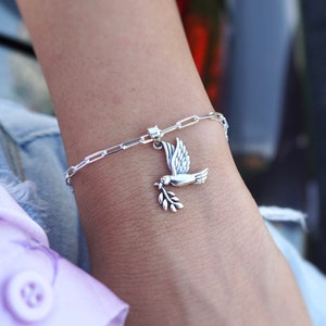 Hummingbird Bracelet. Bird Bracelet For Women. Bird Lover Gift. Animal Lover Bracelet. Bird Jewelry. Dove Bracelet. Mockingjay Bracelet.