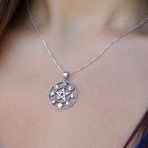 Pentagramm Halskette. Pentagramm Anhänger. Keltische Stern-Halskette. Mond Halskette. Keltischer Schmuck~Keltischer Mond und Stern~Wicca Schmuck.