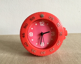 Vintage desk clock plastic Pop art watch style Space Age Memphis Milano style Funny red clock