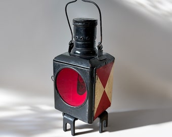 Original German DB Kerosene Railway Signal Lantern with Two Glasses and Enamel Coating Inside Vintage