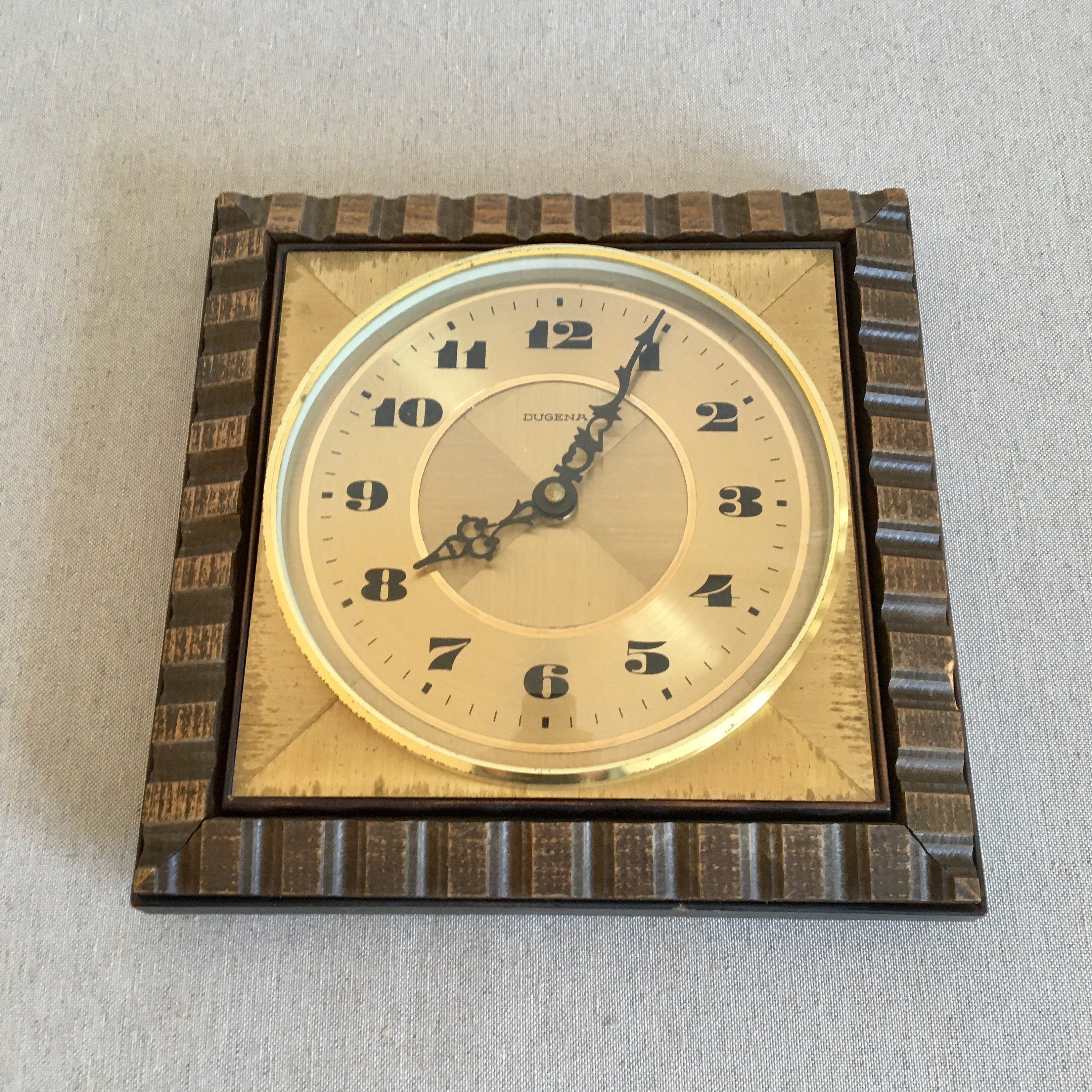 Dugena vintage Quartz wall clock Retro wall clock 70s 80s clock Post modern kitchen clock