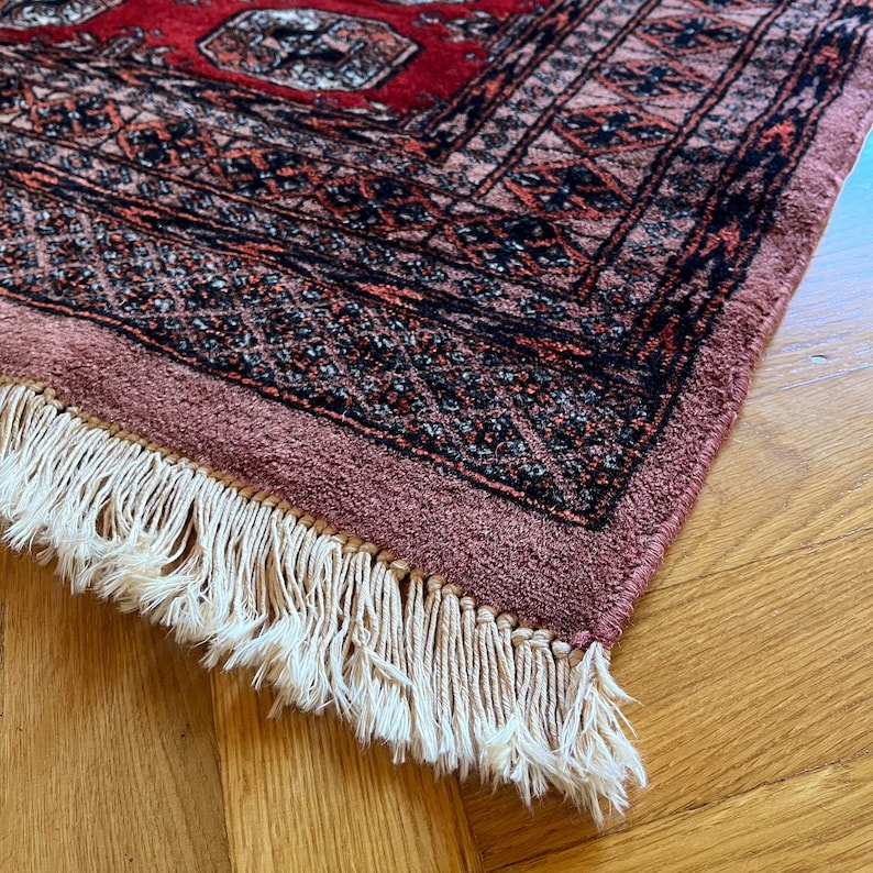 Handmade Wool Carpet with Fringes Original Vintage Oriental Rug image 4