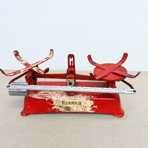 Rekord All-metal Lever Weighers Kitchen Decoration Scales Vintage 1950s