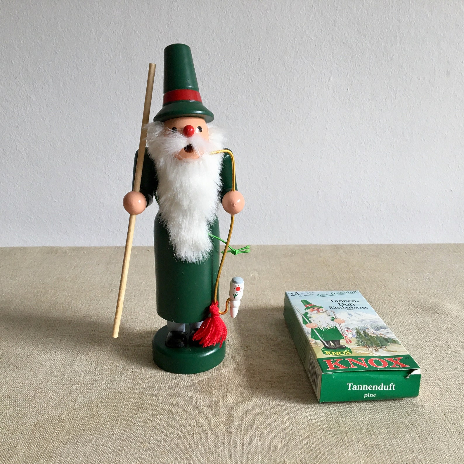 German Christmas Smokers Räuchermännchen History & Where to Buy