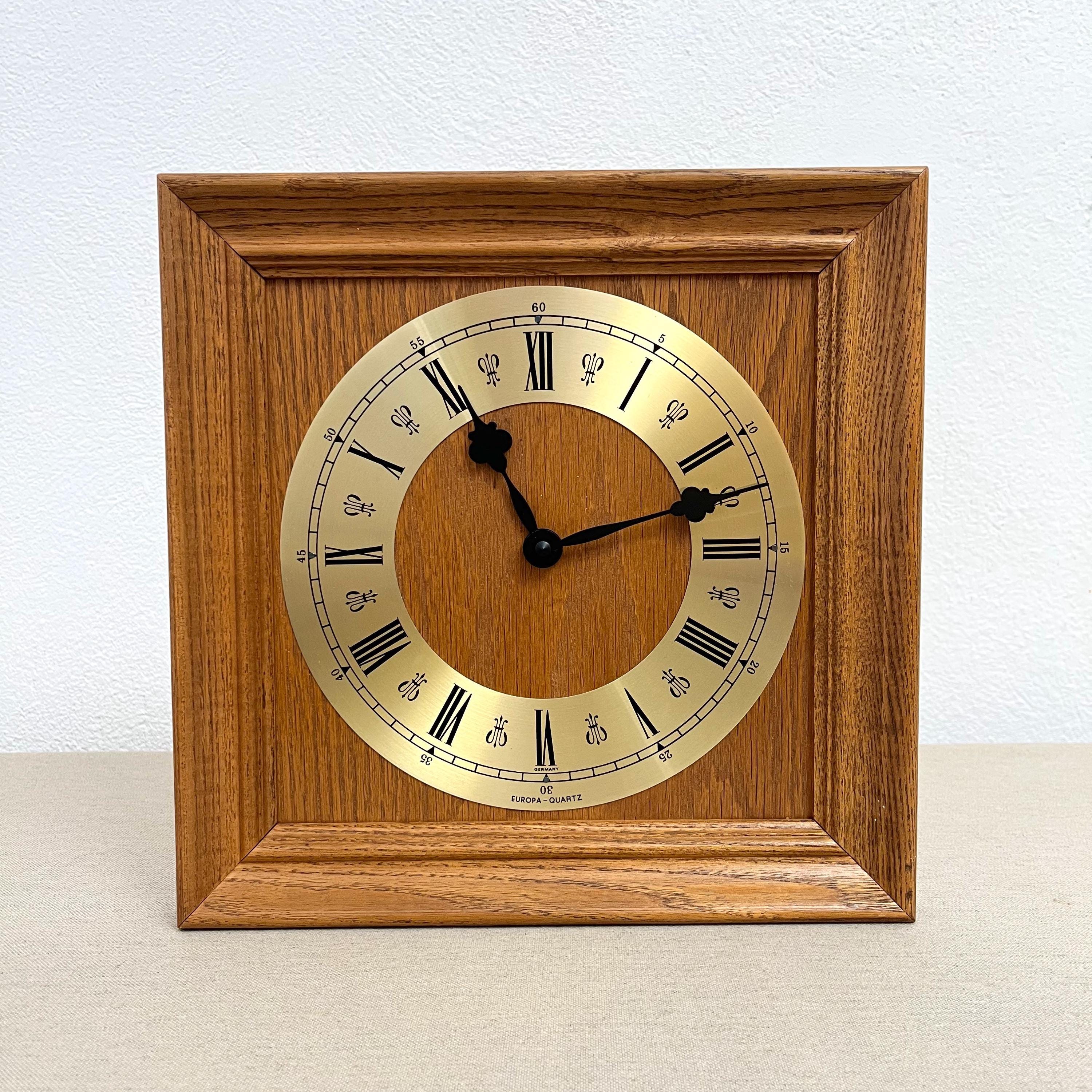 ドイツ製掛け時計素晴らしい木材です クオーツ からくり時計 鳩時計