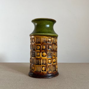 Glased Ceramic Vase (H = 20 cm) Bay 6020 W. Germany Vintage 80s