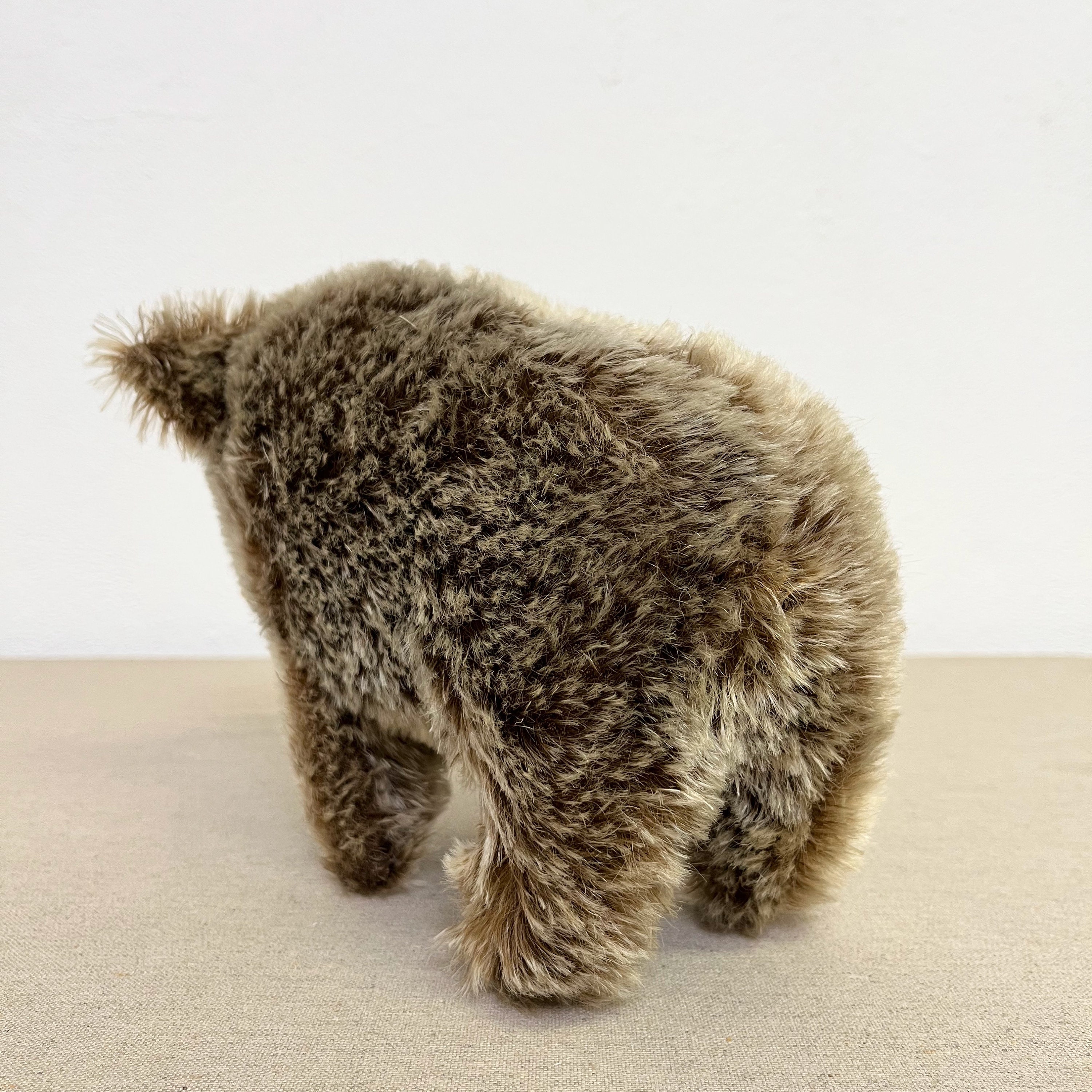 【青い目の若いイノシシ】ヴィンテージ シュタイフ 青い目の若いイノシシ】ヴィンテージ シュタイフ - メルカリ