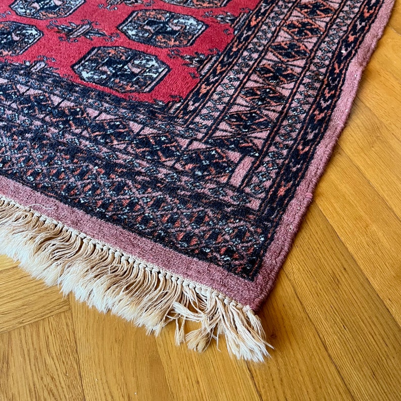 Handmade Wool Carpet with Fringes Original Vintage Oriental Rug image 6
