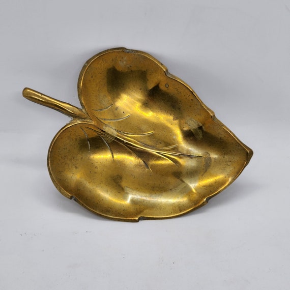 Vintage Solid Brass Leaf Ashtray Coin Tray Catch All 5.5 Long - Etsy