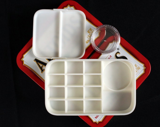 Altoids Tin Paint Palette, 2-Level Travel Palette with 3ML Mini jar and Removable Mixing Tray for Plein-Air Oil or Watercolor