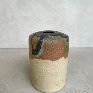 Unika Studio • VASE EN GRÈS II • unique en son genre • Vase fait main en céramique en grès cérame, décoration intérieure, poterie