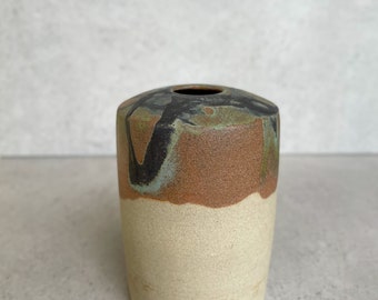 Handmade Stoneware Vase: Wheel-Thrown Ceramic Pottery, Home Decor