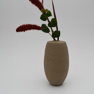 Unika Studio • VASE EN GRÈS • Vase fait main en céramique en grès cérame tourné à la main, récipient, décoration intérieure, poterie, jeté à la main
