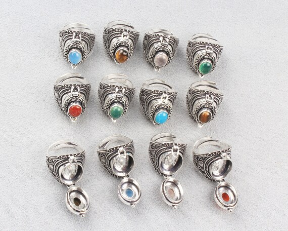 Costume jewelry shop rings wholesale