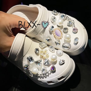 Rhinestone Bling Decoration Charms, Diamond Trend Designer Luxury Cute Jewelry Shoe Accessories for Women Girl Gifts(Gold)