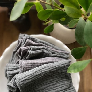 Lightweight gauze cloth. Charley Charles cotton muslin cloths are great for napkins, cleaning cloths, and washcloths. Textured and versatile, made of 100% natural cotton muslin double gauze. Thin and fast drying.