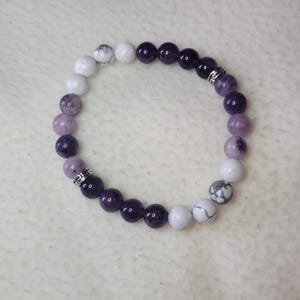Calm and Stress Relief Intention Bracelet with Amethyst, Howlite, and Lepidolite image 4