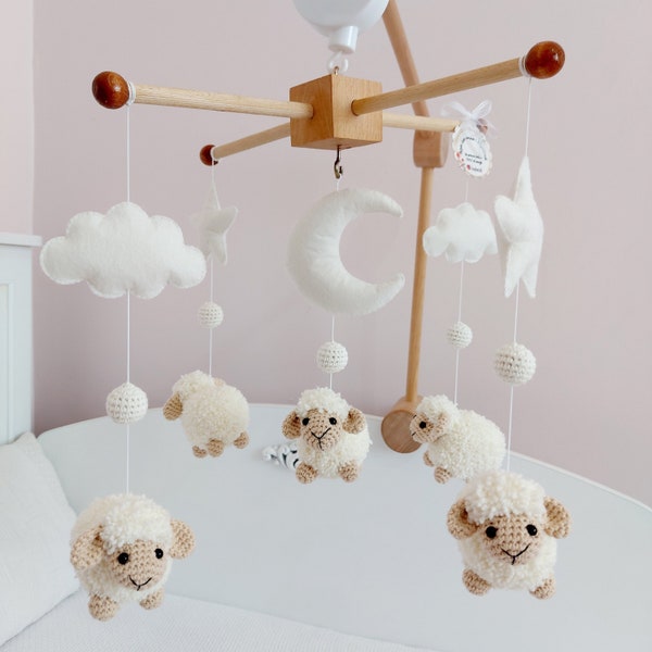 Sheep Baby Mobile Nursery Mobile-Woodland Mobile-Crochet Animals-Nursery Decor-Woodland Baby Shower Gift-Crib Mobile