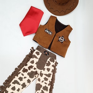 Personalized Cowboy Costume for Kids - Sheriff Outfit with Name Patch, Hat & Bandana - Western Dress-Up Set for Boys and Girls