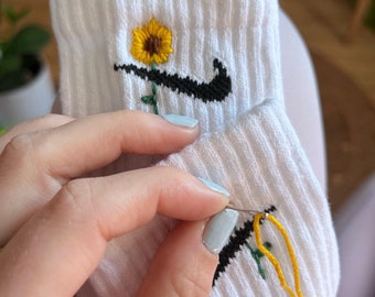 Personalisierte Socken Bestickung