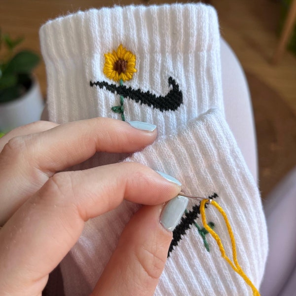 Personalisierte Socken Bestickung